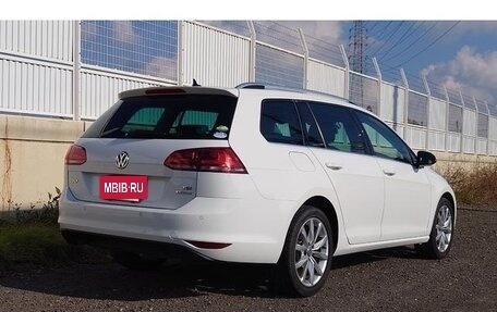 Volkswagen Golf VIII, 2022 год, 1 850 000 рублей, 8 фотография