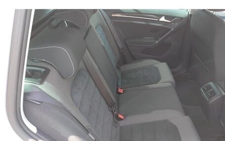 Volkswagen Golf VIII, 2022 год, 1 850 000 рублей, 17 фотография