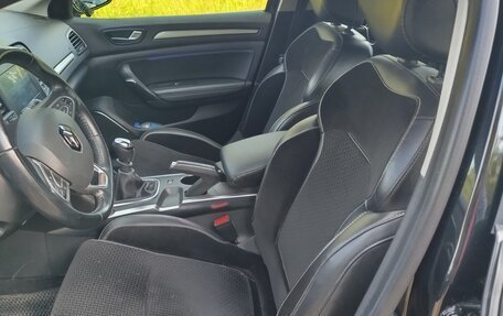 Renault Megane IV, 2016 год, 1 370 000 рублей, 9 фотография