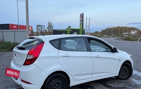 Hyundai Solaris II рестайлинг, 2015 год, 735 000 рублей, 4 фотография