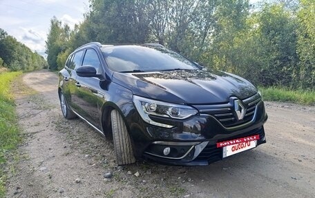 Renault Megane IV, 2016 год, 1 370 000 рублей, 2 фотография