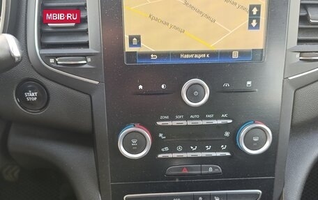 Renault Megane IV, 2016 год, 1 370 000 рублей, 11 фотография