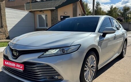Toyota Camry, 2018 год, 2 885 000 рублей, 6 фотография