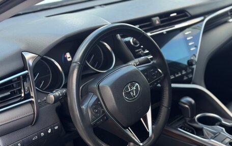 Toyota Camry, 2018 год, 2 885 000 рублей, 17 фотография