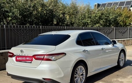 Toyota Camry, 2018 год, 2 885 000 рублей, 14 фотография