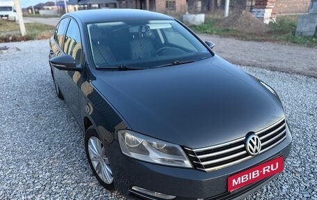 Volkswagen Passat B7, 2012 год, 1 099 000 рублей, 2 фотография