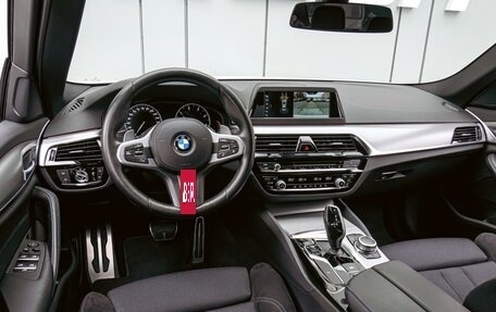 BMW 5 серия, 2018 год, 4 100 000 рублей, 6 фотография