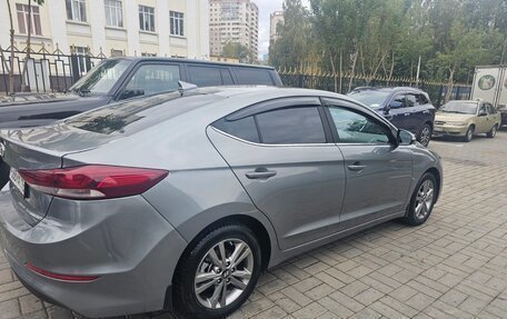Hyundai Elantra VI рестайлинг, 2018 год, 1 150 000 рублей, 6 фотография