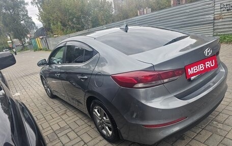 Hyundai Elantra VI рестайлинг, 2018 год, 1 150 000 рублей, 5 фотография