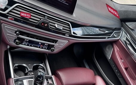 BMW 7 серия, 2020 год, 9 999 999 рублей, 1 фотография