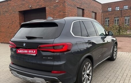 BMW X5, 2019 год, 5 500 000 рублей, 5 фотография