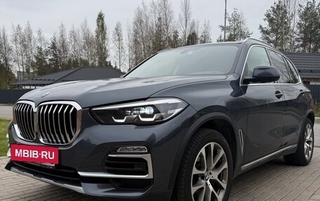 BMW X5, 2019 год, 5 500 000 рублей, 2 фотография