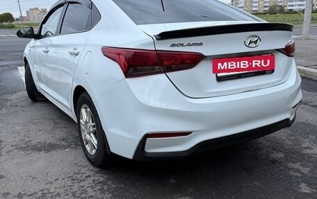 Hyundai Solaris II рестайлинг, 2017 год, 770 000 рублей, 5 фотография