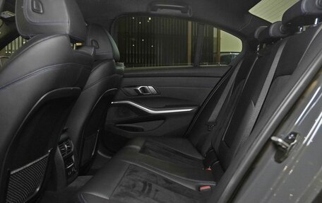 BMW 3 серия, 2019 год, 4 350 000 рублей, 18 фотография
