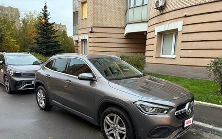 Mercedes-Benz GLA, 2020 год, 4 600 000 рублей, 3 фотография