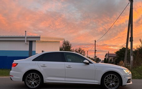 Audi A4, 2018 год, 2 050 000 рублей, 4 фотография