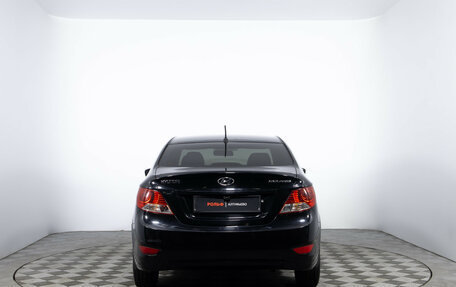 Hyundai Solaris II рестайлинг, 2011 год, 680 000 рублей, 6 фотография