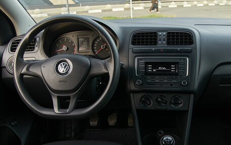Volkswagen Polo VI (EU Market), 2016 год, 875 000 рублей, 13 фотография