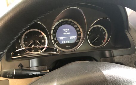 Mercedes-Benz C-Класс, 2010 год, 990 000 рублей, 9 фотография