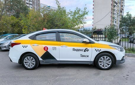 Hyundai Solaris II рестайлинг, 2019 год, 770 000 рублей, 5 фотография