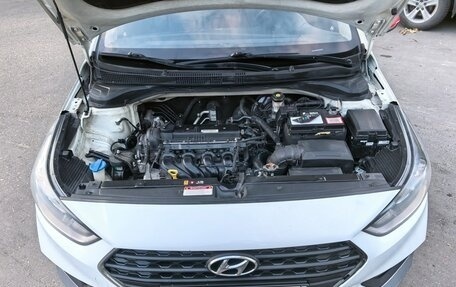 Hyundai Solaris II рестайлинг, 2019 год, 770 000 рублей, 10 фотография