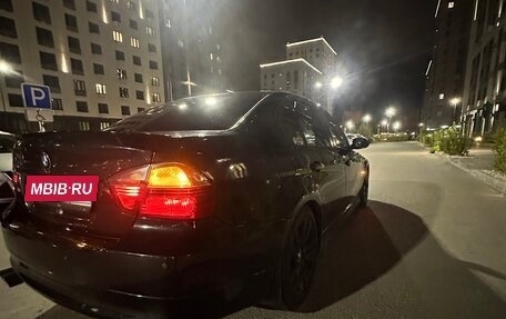 BMW 3 серия, 2005 год, 900 000 рублей, 8 фотография