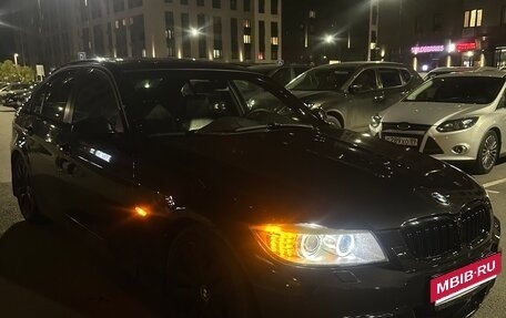 BMW 3 серия, 2005 год, 900 000 рублей, 3 фотография
