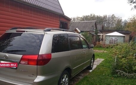 Toyota Sienna II рестайлинг, 2003 год, 1 000 000 рублей, 6 фотография