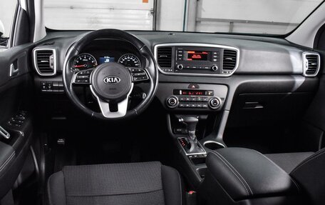 KIA Sportage IV рестайлинг, 2018 год, 2 229 000 рублей, 6 фотография