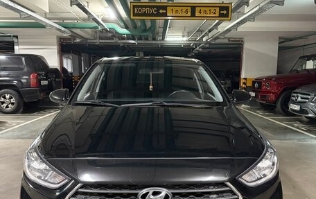 Hyundai Solaris II рестайлинг, 2018 год, 1 270 000 рублей, 2 фотография
