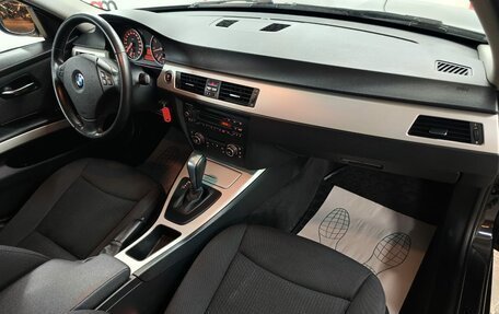 BMW 3 серия, 2011 год, 999 000 рублей, 12 фотография