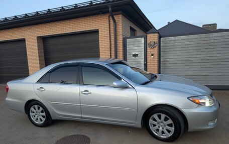 Toyota Camry V40, 2002 год, 900 000 рублей, 2 фотография