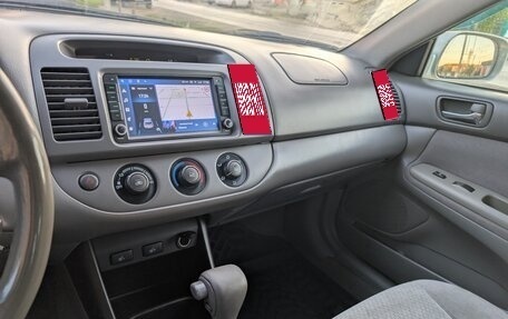 Toyota Camry V40, 2002 год, 900 000 рублей, 3 фотография