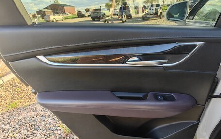 Cadillac XT5 I рестайлинг, 2016 год, 2 400 000 рублей, 9 фотография