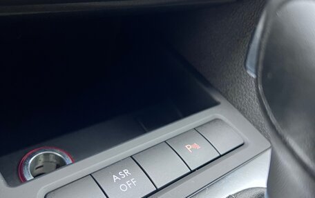Volkswagen Jetta VI, 2014 год, 900 000 рублей, 17 фотография