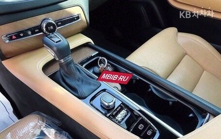 Volvo XC90 II рестайлинг, 2020 год, 3 845 000 рублей, 6 фотография