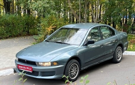 Mitsubishi Galant VIII, 2000 год, 250 000 рублей, 1 фотография