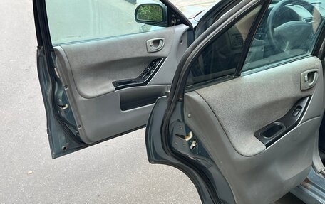 Mitsubishi Galant VIII, 2000 год, 250 000 рублей, 10 фотография