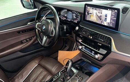 BMW 5 серия, 2021 год, 2 950 000 рублей, 13 фотография