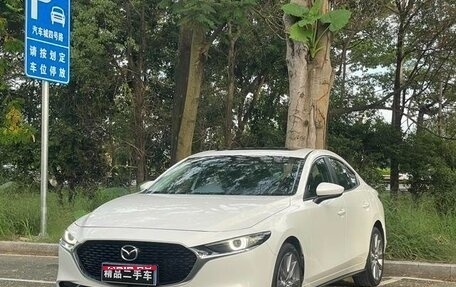 Mazda 3, 2021 год, 1 680 000 рублей, 1 фотография