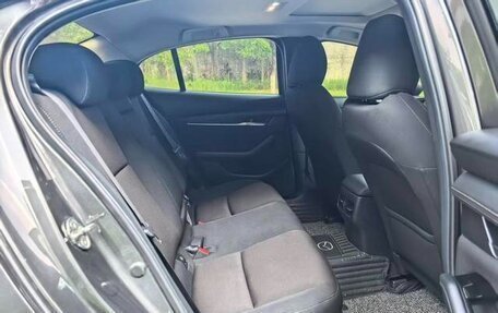 Mazda 3, 2021 год, 1 640 000 рублей, 9 фотография