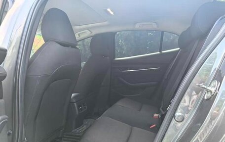 Mazda 3, 2021 год, 1 640 000 рублей, 11 фотография