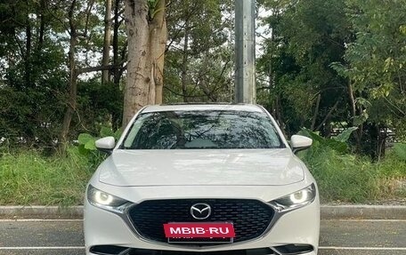 Mazda 3, 2021 год, 1 680 000 рублей, 2 фотография