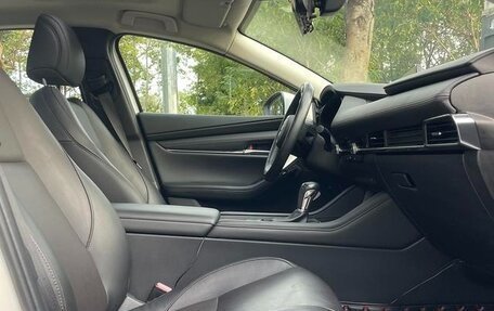 Mazda 3, 2021 год, 1 680 000 рублей, 14 фотография