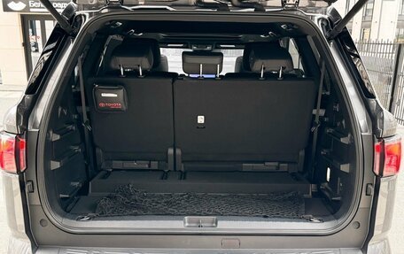 Toyota Sequoia, 2025 год, 14 790 000 рублей, 34 фотография