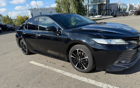 Toyota Camry, 2019 год, 2 700 000 рублей, 18 фотография