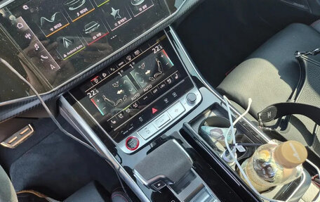 Audi RS Q8 I, 2022 год, 12 250 000 рублей, 12 фотография