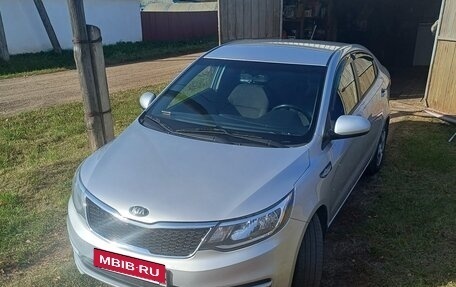 KIA Rio III рестайлинг, 2015 год, 926 000 рублей, 2 фотография