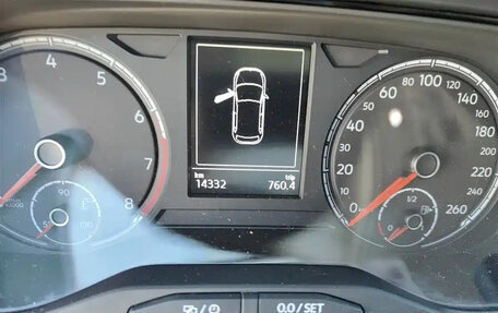 Volkswagen Polo, 2022 год, 1 300 000 рублей, 10 фотография