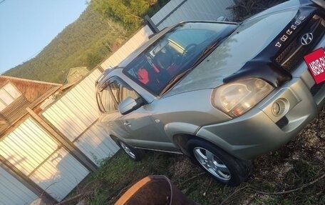 Hyundai Tucson III, 2008 год, 920 000 рублей, 2 фотография